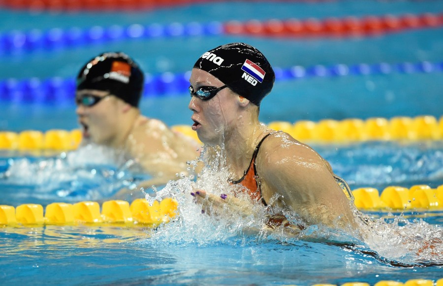 05-12-2014 ZWEMMEN: FINA WORLD SWIMMING CHAMPIONSHIPS: DOHAMoniek Nijhuis in actie in de halve finale 100 meter schoolslagFoto: Soenar Chamid