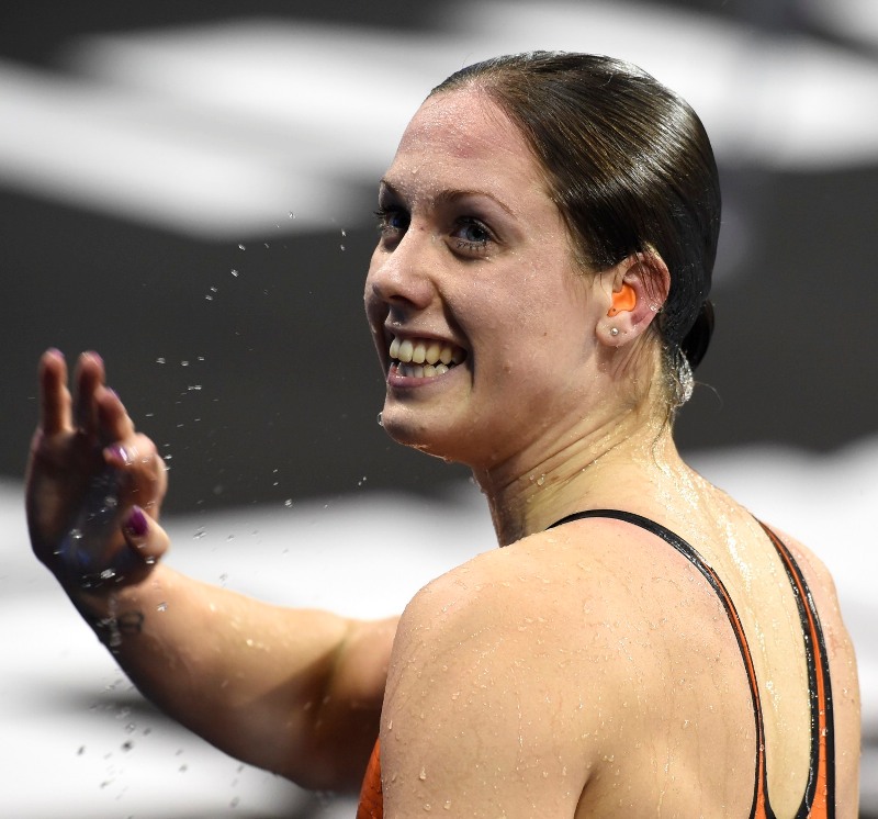 06-12-2014 ZWEMMEN: FINA WORLD SWIMMING CHAMPIONSHIPS: DOHAMoniek Nijhuis wint het brons tijdens de 100m schoolslag.Foto: Margarita Bouma