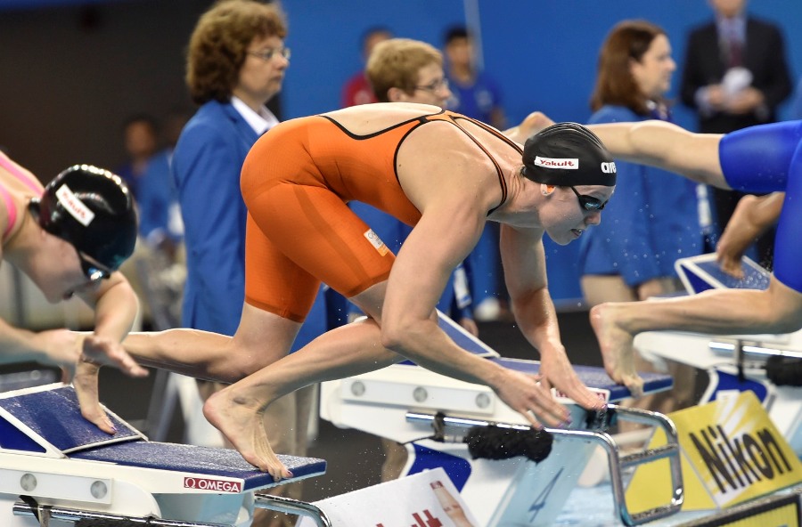 06-12-2014 ZWEMMEN: FINA WORLD SWIMMING CHAMPIONSHIPS: DOHAMoniek Nijhuis wint brons op de 100 meter schoolslagFoto: Soenar Chamid